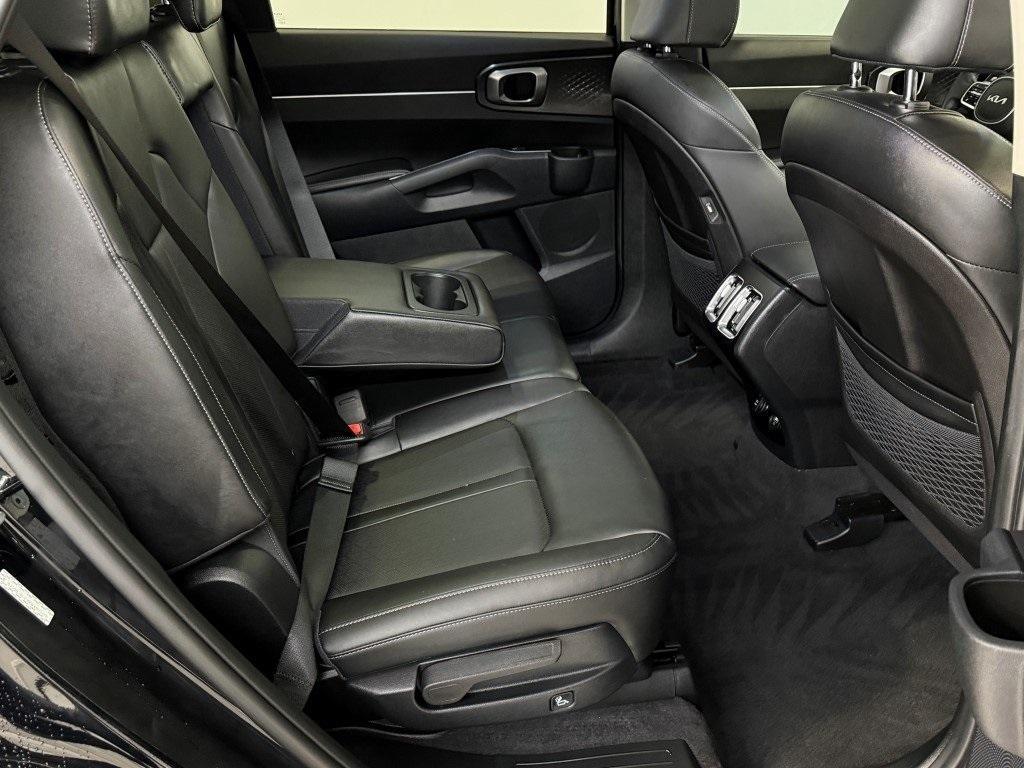 used 2023 Kia Sorento car, priced at $27,300