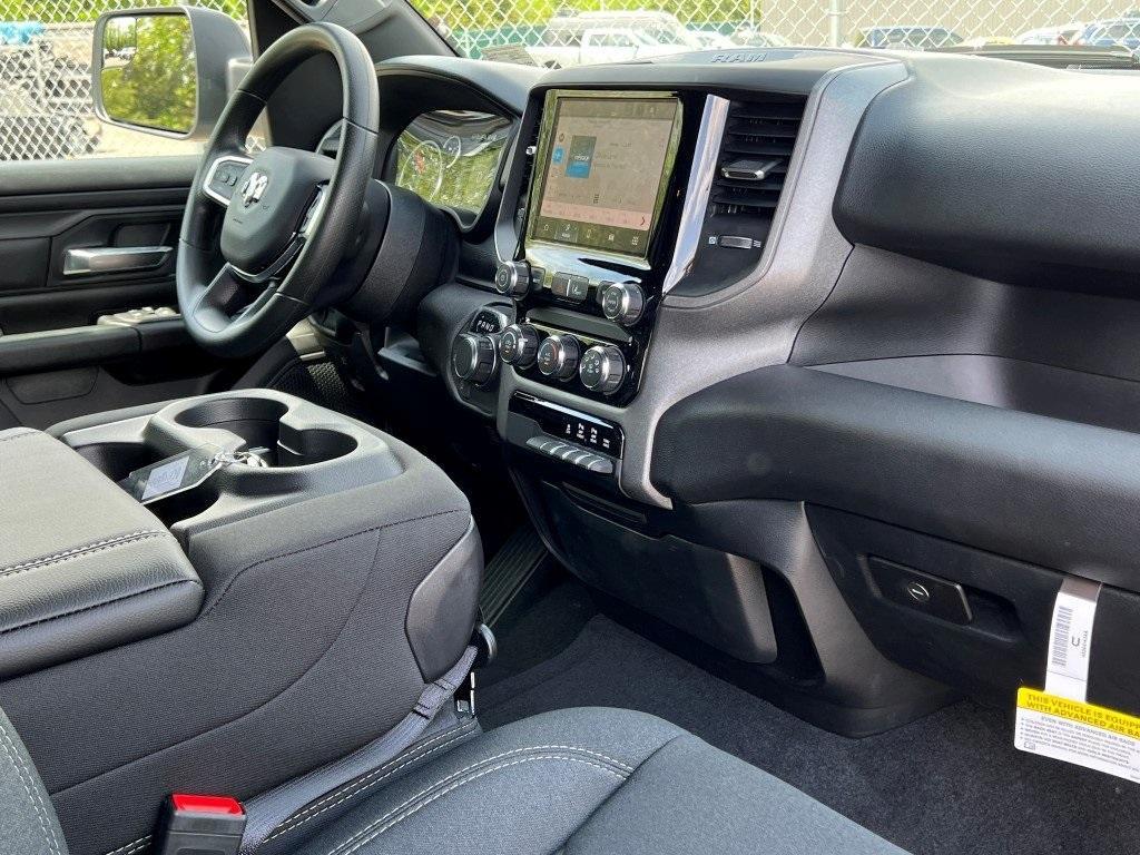 new 2025 Ram 1500 car, priced at $46,686