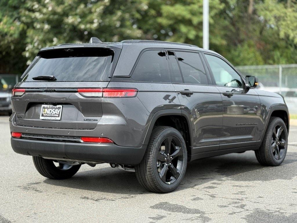 new 2025 Jeep Grand Cherokee car, priced at $49,426