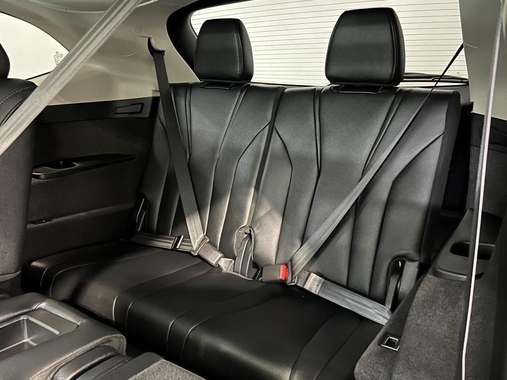 used 2024 Acura MDX car, priced at $39,300