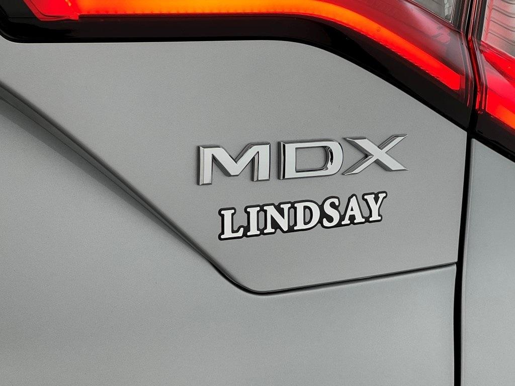 used 2024 Acura MDX car, priced at $39,300