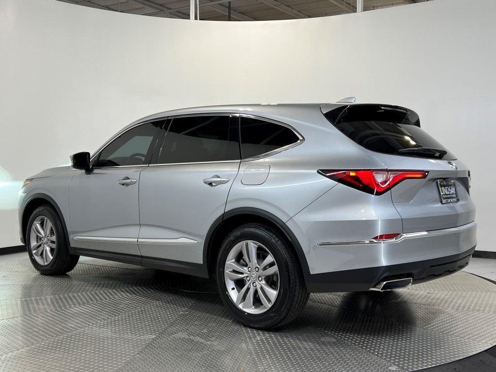 used 2024 Acura MDX car, priced at $39,300