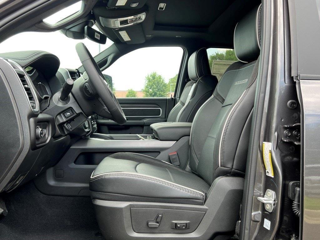 new 2025 Ram 2500 car, priced at $79,576