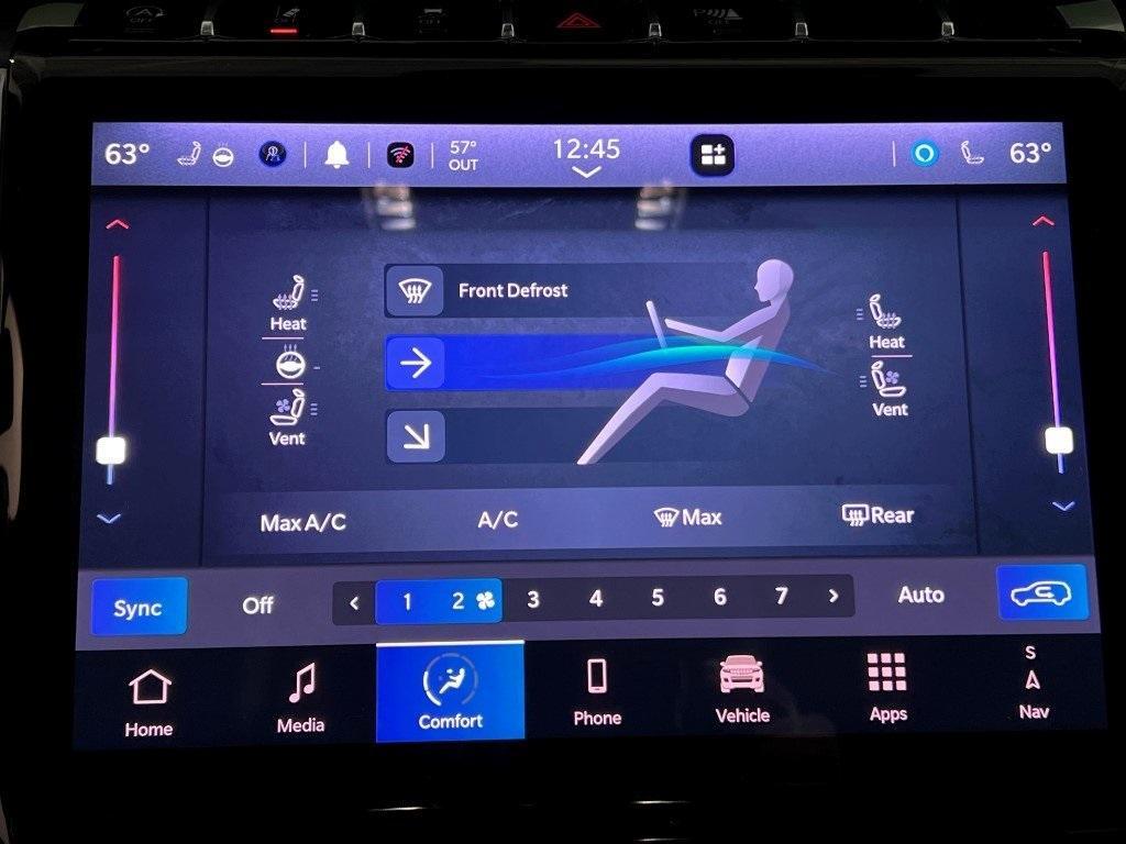 new 2025 Jeep Grand Cherokee car, priced at $48,112