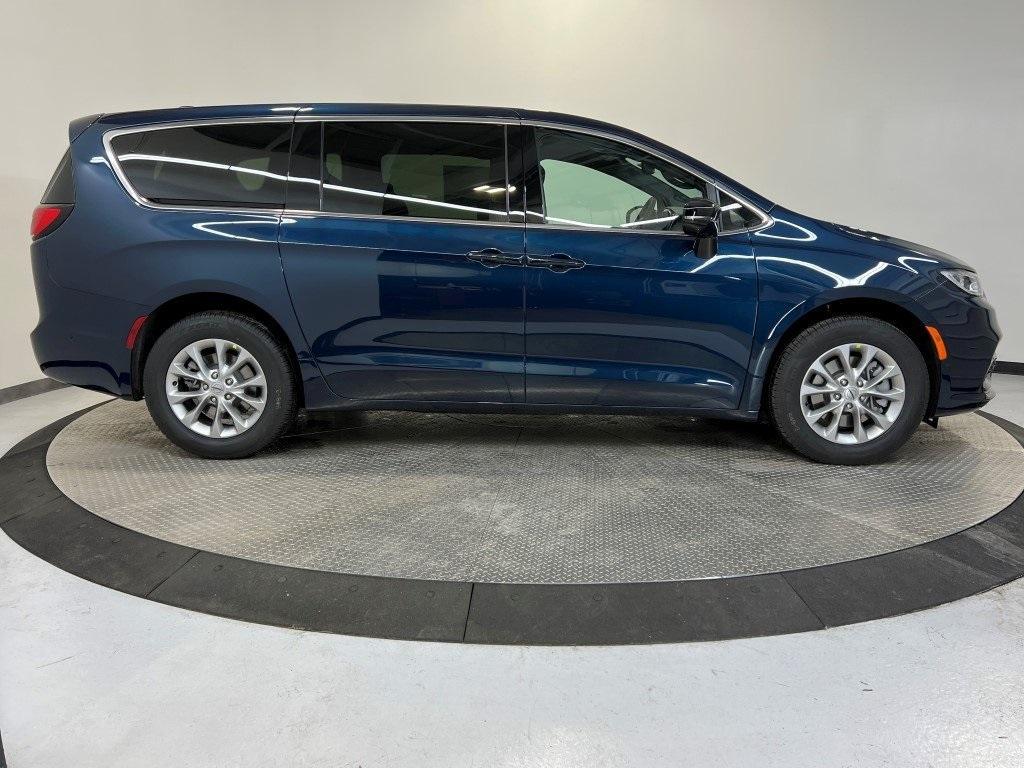 new 2025 Chrysler Pacifica car, priced at $45,946