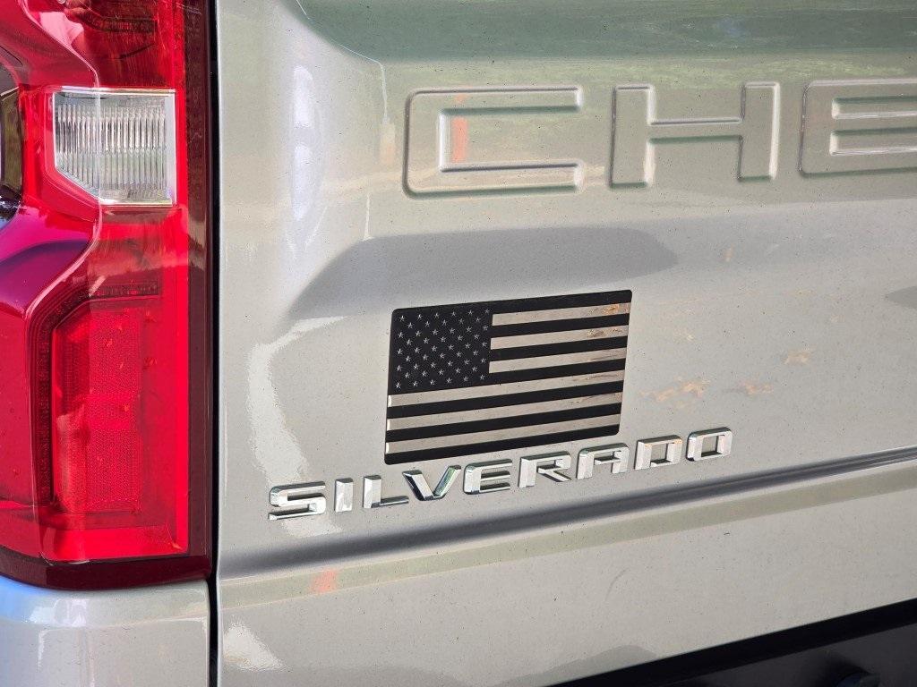 used 2022 Chevrolet Silverado 1500 Limited car, priced at $30,800