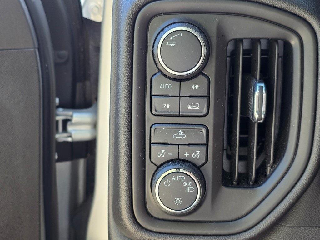 used 2022 Chevrolet Silverado 1500 Limited car, priced at $30,800
