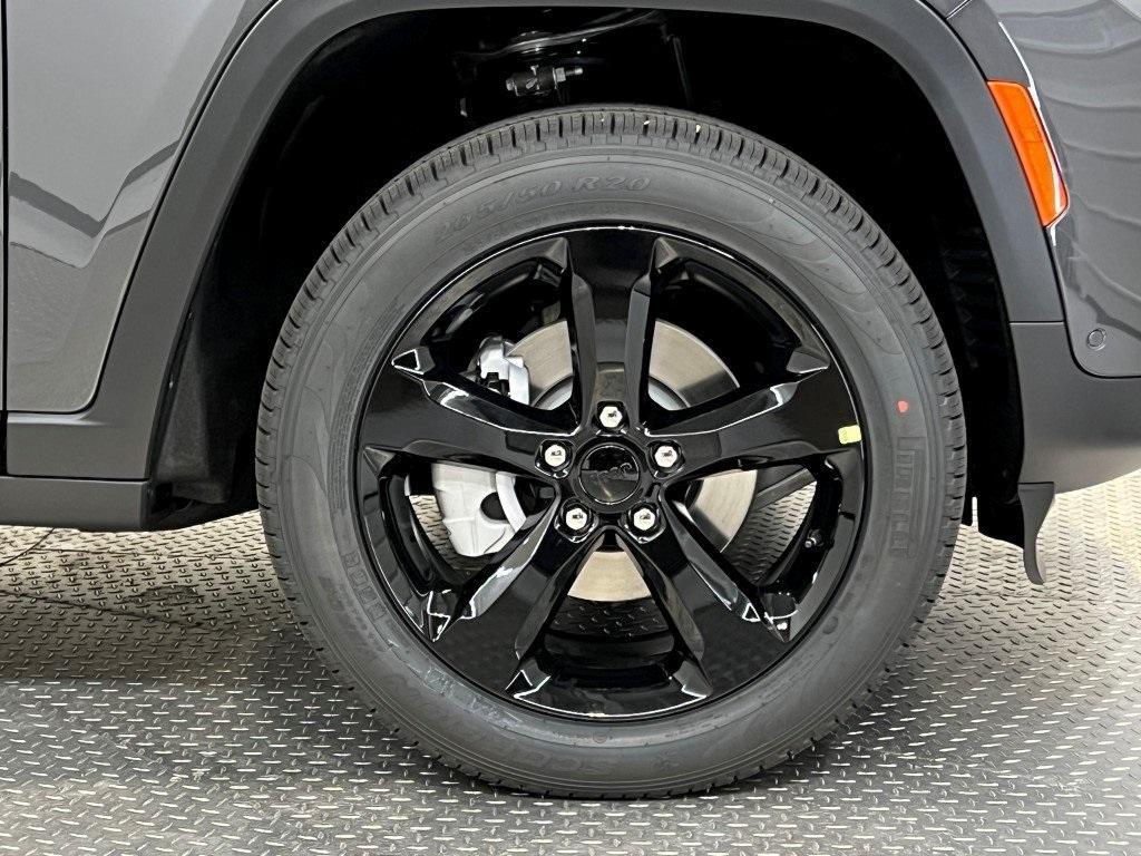 new 2025 Jeep Grand Cherokee car, priced at $48,312