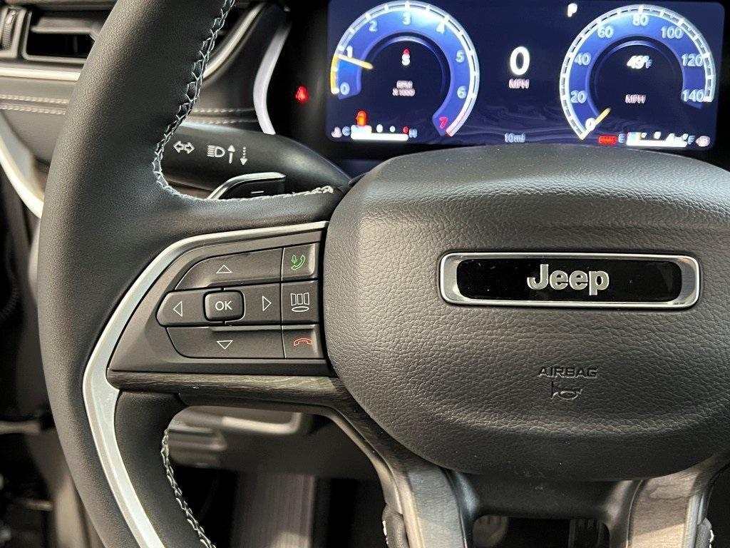 new 2025 Jeep Grand Cherokee car, priced at $48,312