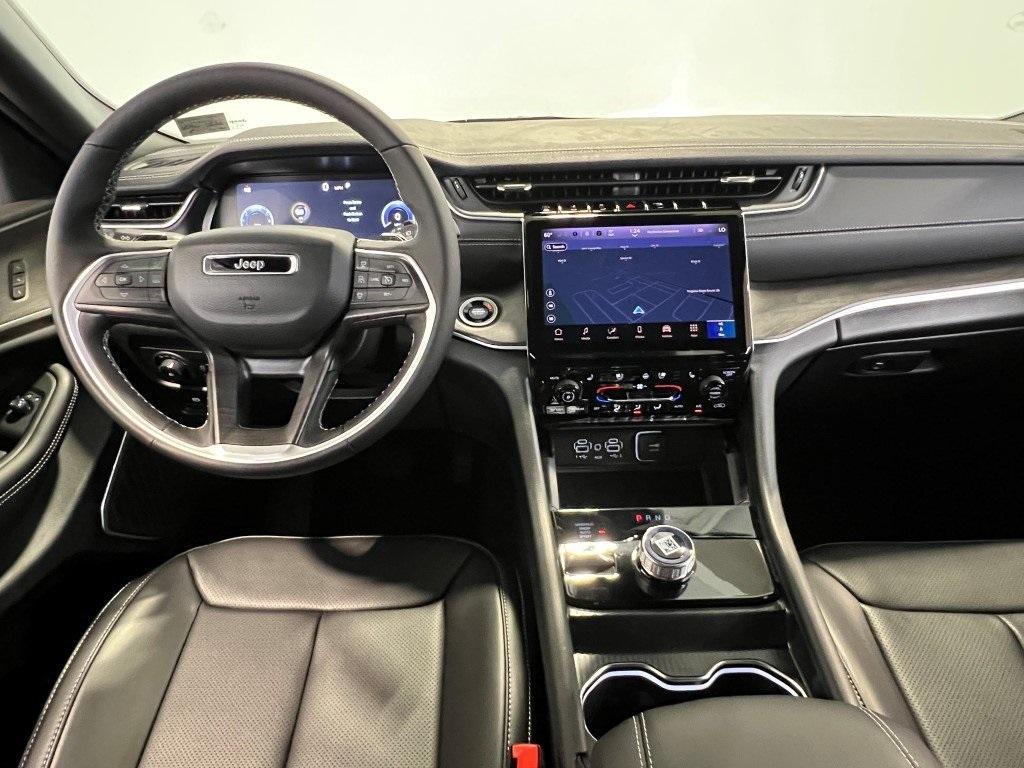 new 2025 Jeep Grand Cherokee L car, priced at $50,178