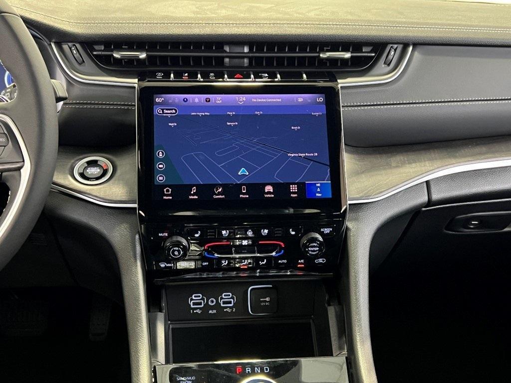 new 2025 Jeep Grand Cherokee L car, priced at $50,178