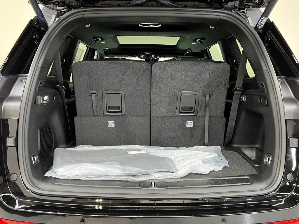 new 2025 Jeep Grand Cherokee L car, priced at $50,178