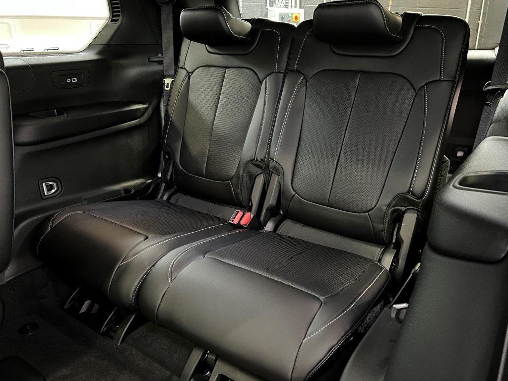 new 2025 Jeep Grand Cherokee L car, priced at $50,178