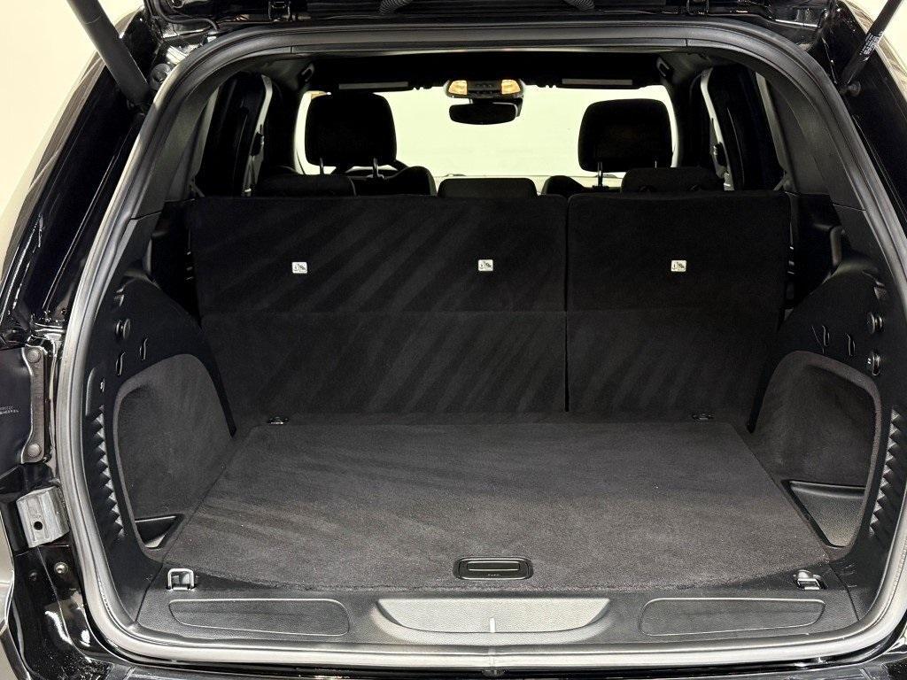 used 2020 Jeep Grand Cherokee car, priced at $25,500