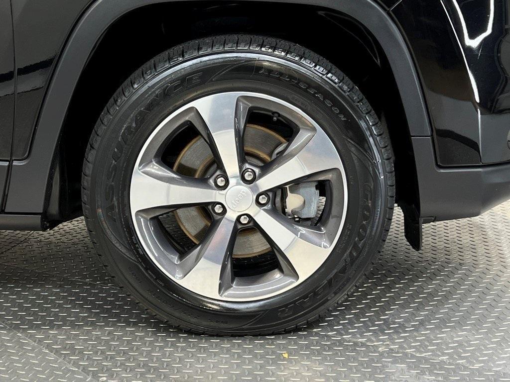 used 2019 Jeep Cherokee car, priced at $19,500