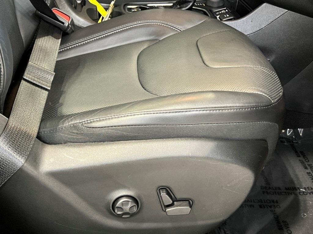 used 2019 Jeep Cherokee car, priced at $19,500