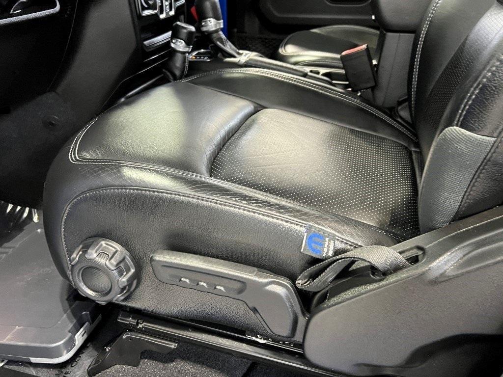 used 2022 Jeep Wrangler Unlimited car, priced at $36,200