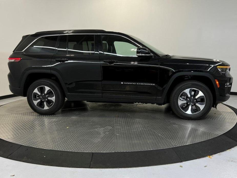 new 2024 Jeep Grand Cherokee 4xe car, priced at $47,583