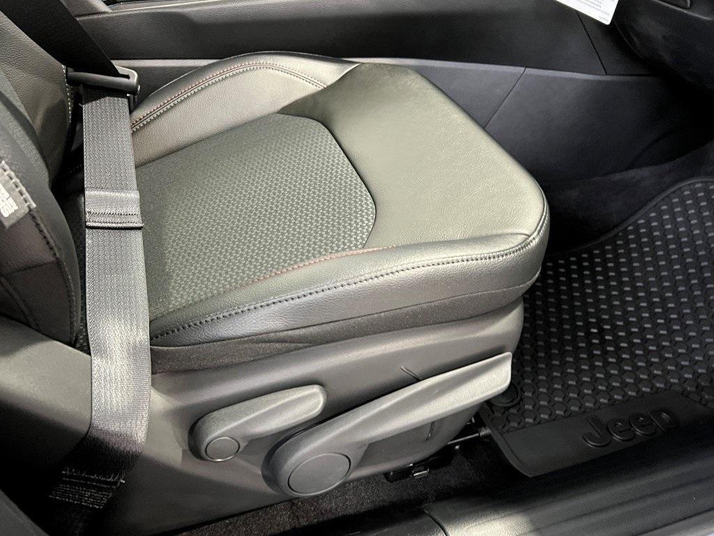 new 2026 Jeep Compass car, priced at $35,624