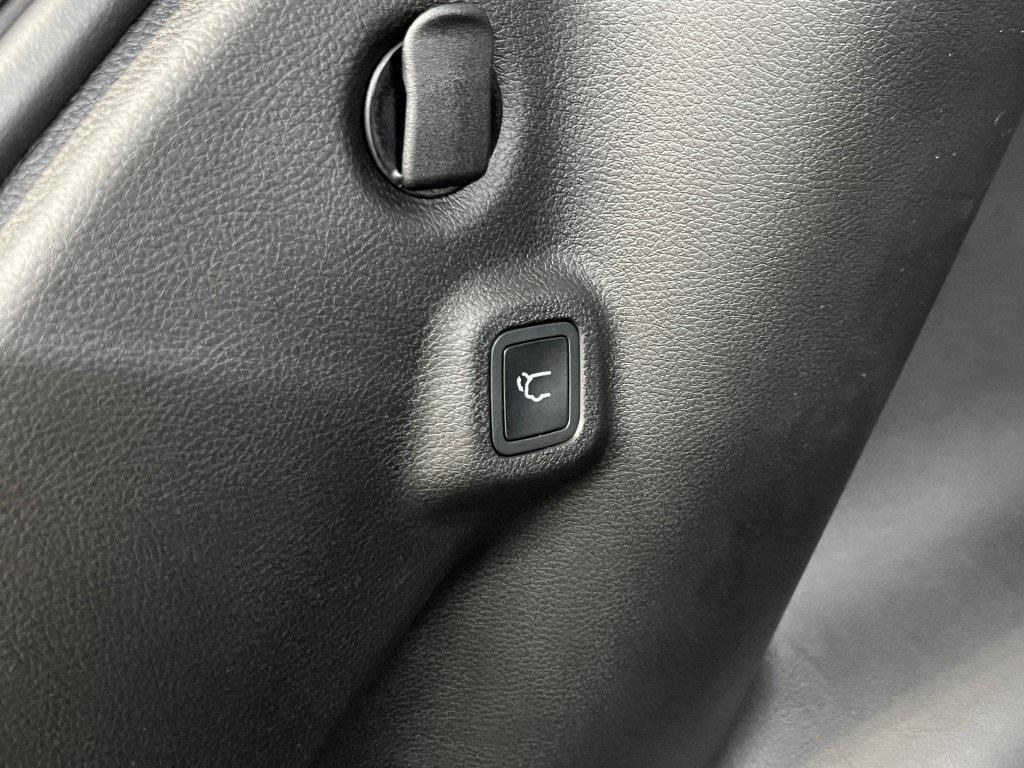 new 2026 Jeep Compass car, priced at $35,624