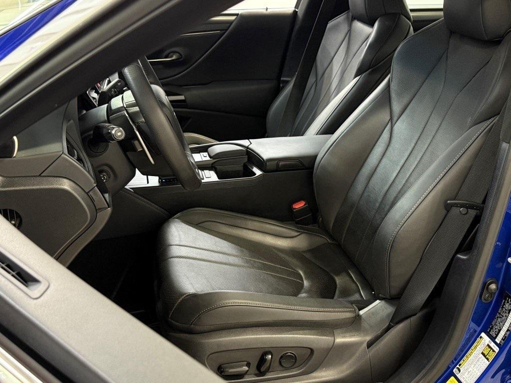 used 2022 Lexus ES 350 car, priced at $33,600