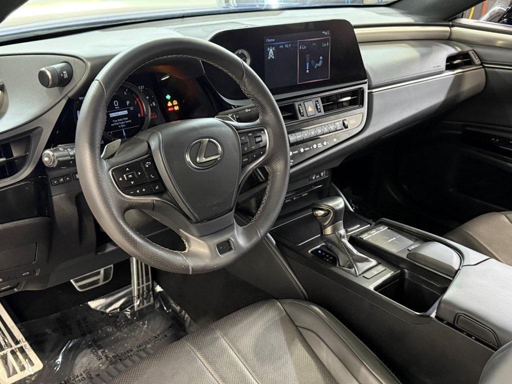 used 2022 Lexus ES 350 car, priced at $33,600