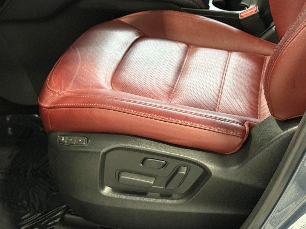 used 2023 Mazda CX-5 car, priced at $25,900