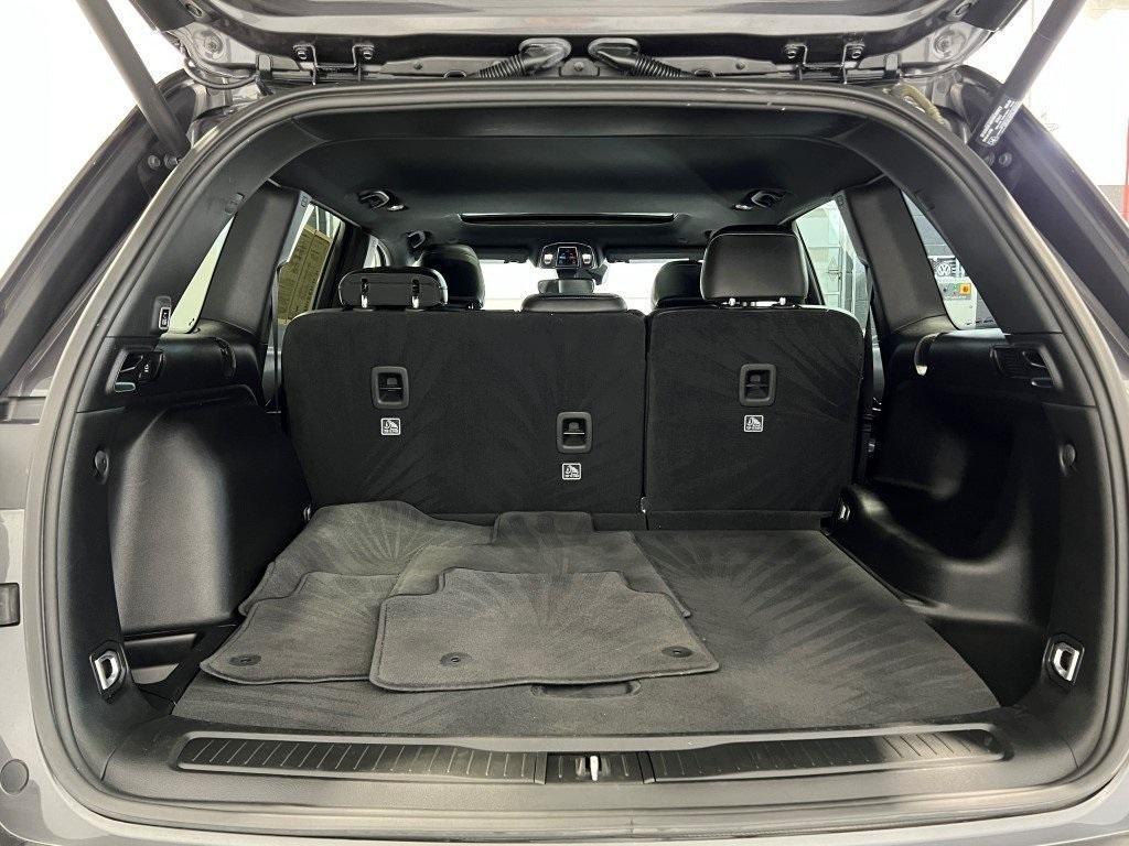used 2022 Jeep Grand Cherokee car, priced at $33,200