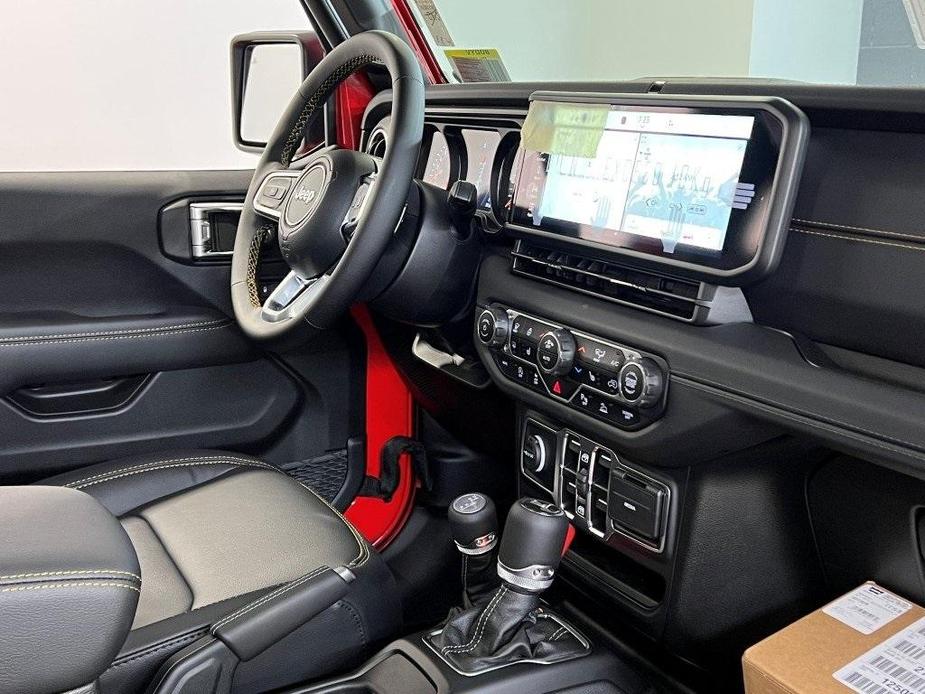 new 2025 Jeep Wrangler car, priced at $51,902