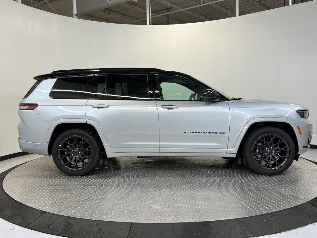 new 2025 Jeep Grand Cherokee L car, priced at $65,772