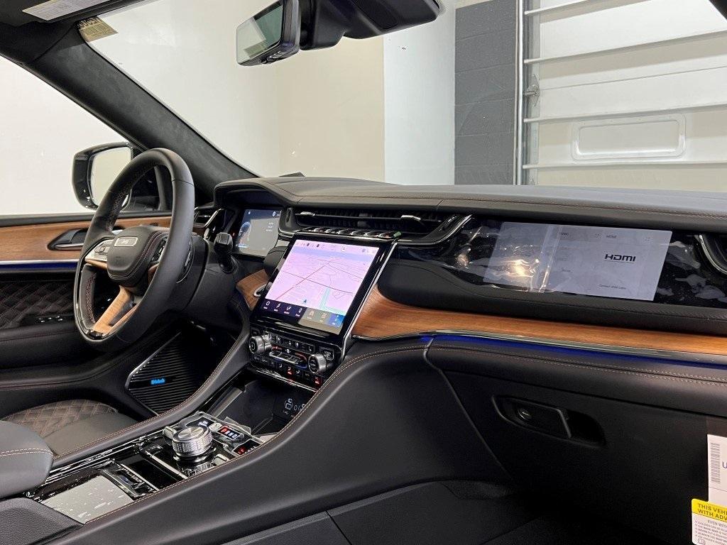 new 2025 Jeep Grand Cherokee L car, priced at $65,772