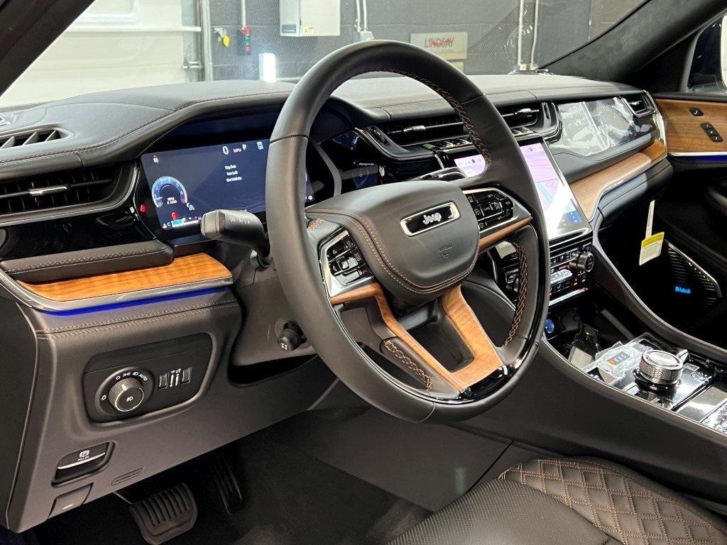 new 2025 Jeep Grand Cherokee L car, priced at $65,772