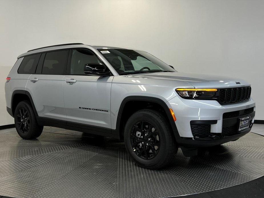 new 2025 Jeep Grand Cherokee L car, priced at $43,783