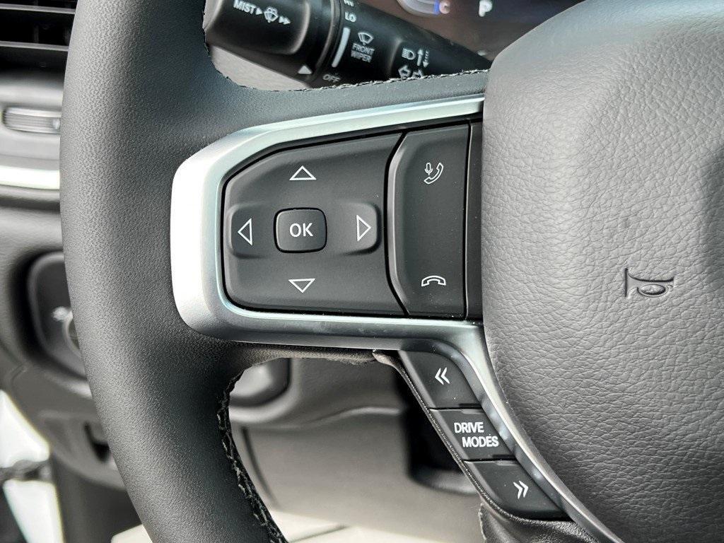 new 2025 Ram 1500 car, priced at $52,437