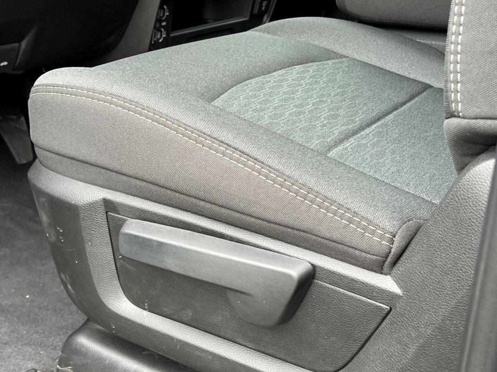new 2025 Ram 2500 car, priced at $64,889