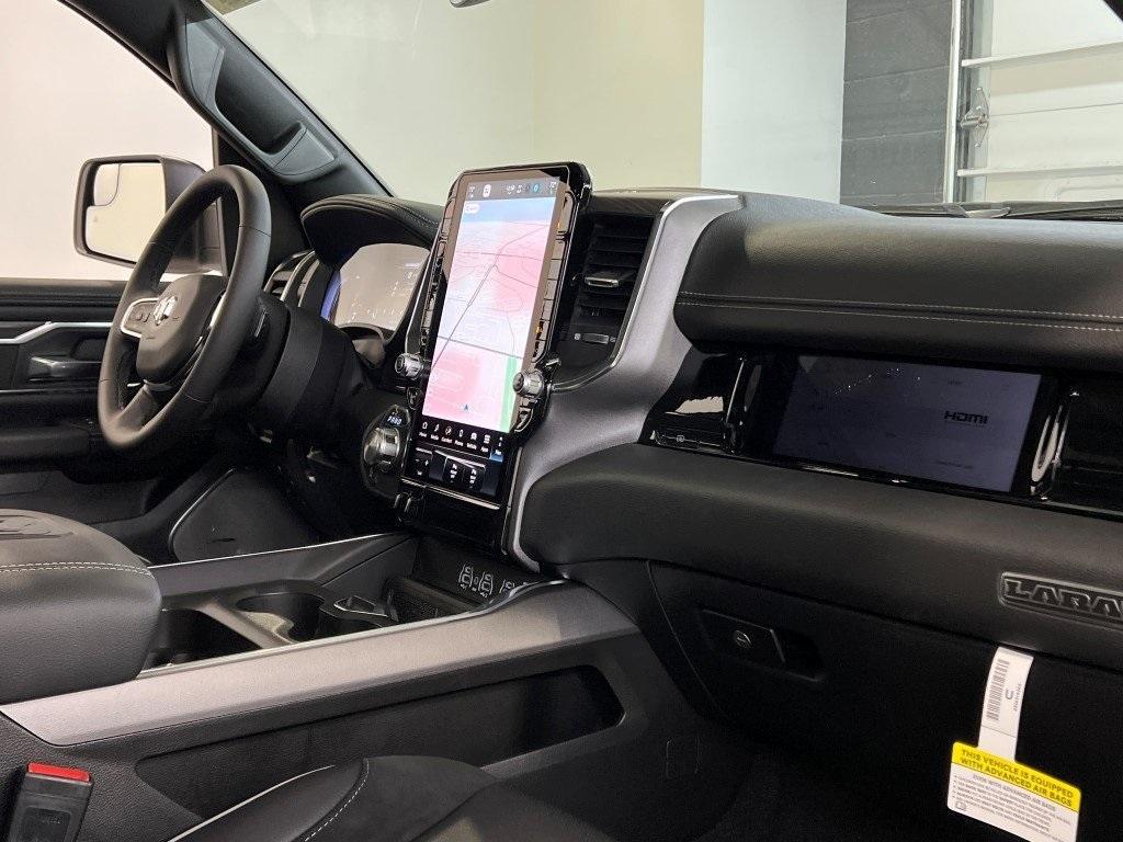 new 2025 Ram 1500 car, priced at $61,287