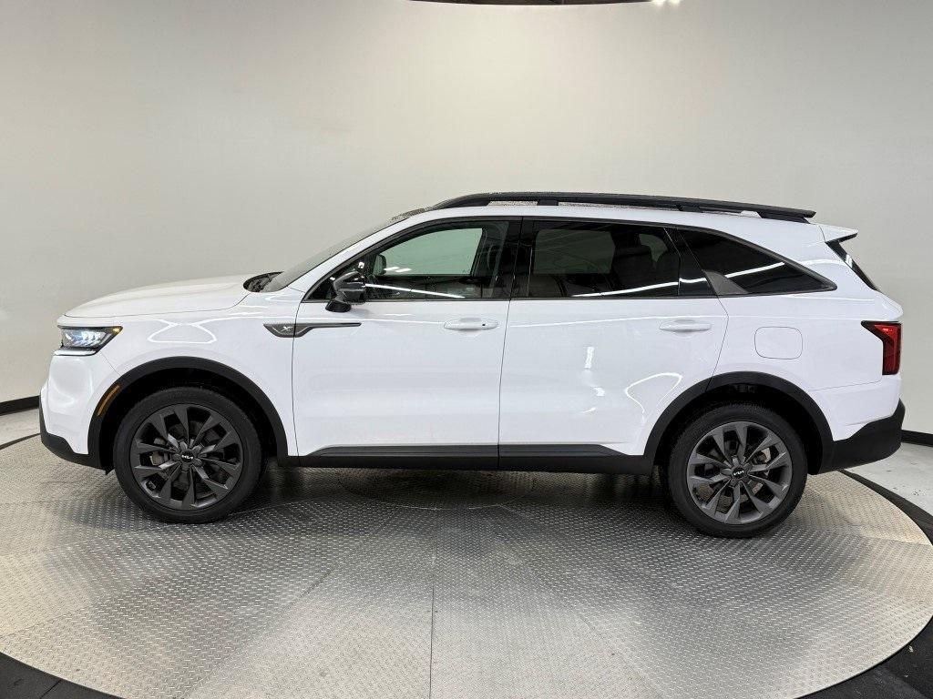 used 2022 Kia Sorento car, priced at $28,900