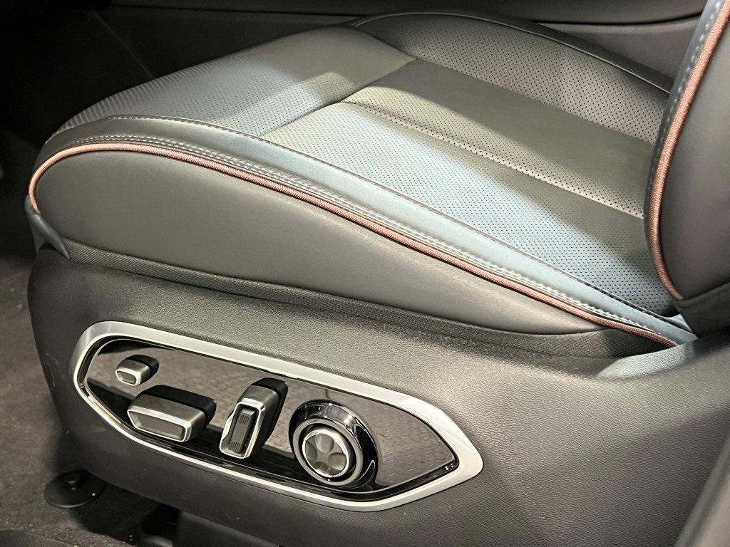 new 2025 Jeep Wagoneer S car, priced at $47,751