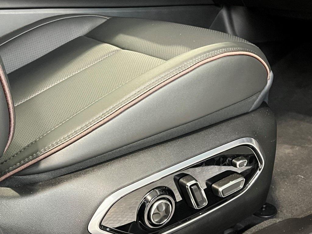 new 2025 Jeep Wagoneer S car, priced at $47,751