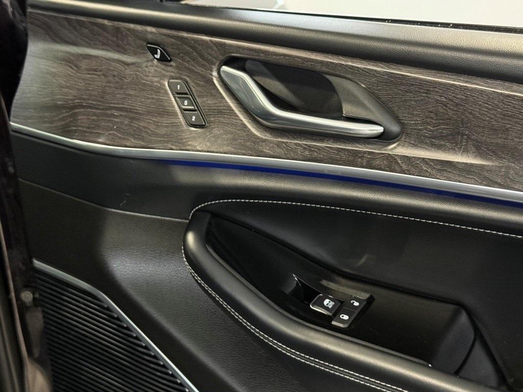 used 2022 Jeep Grand Cherokee L car, priced at $34,800