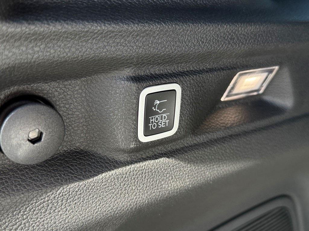 new 2025 Jeep Grand Cherokee L car, priced at $50,178