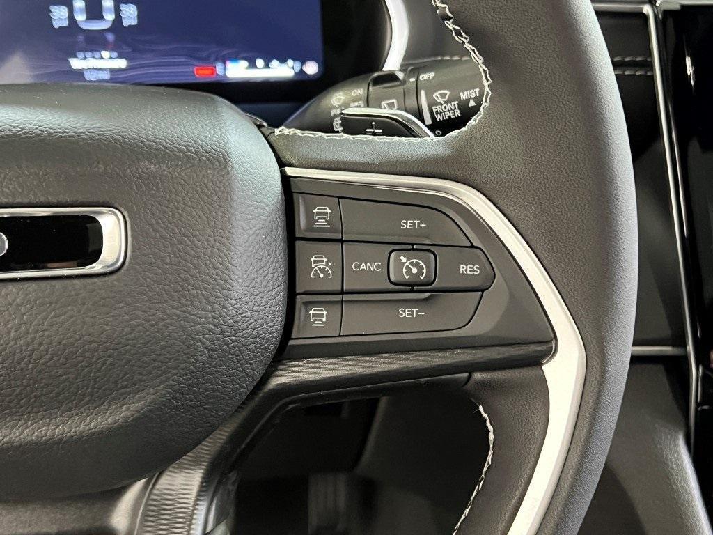 new 2025 Jeep Grand Cherokee L car, priced at $40,824