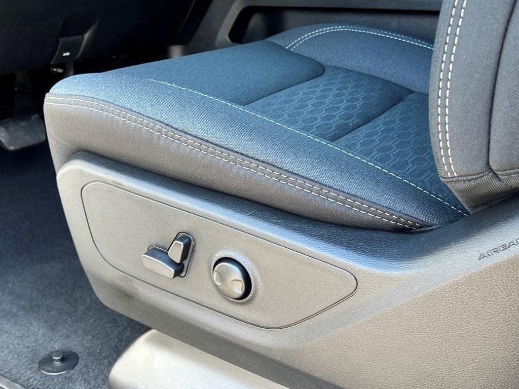 new 2025 Ram 1500 car, priced at $51,937