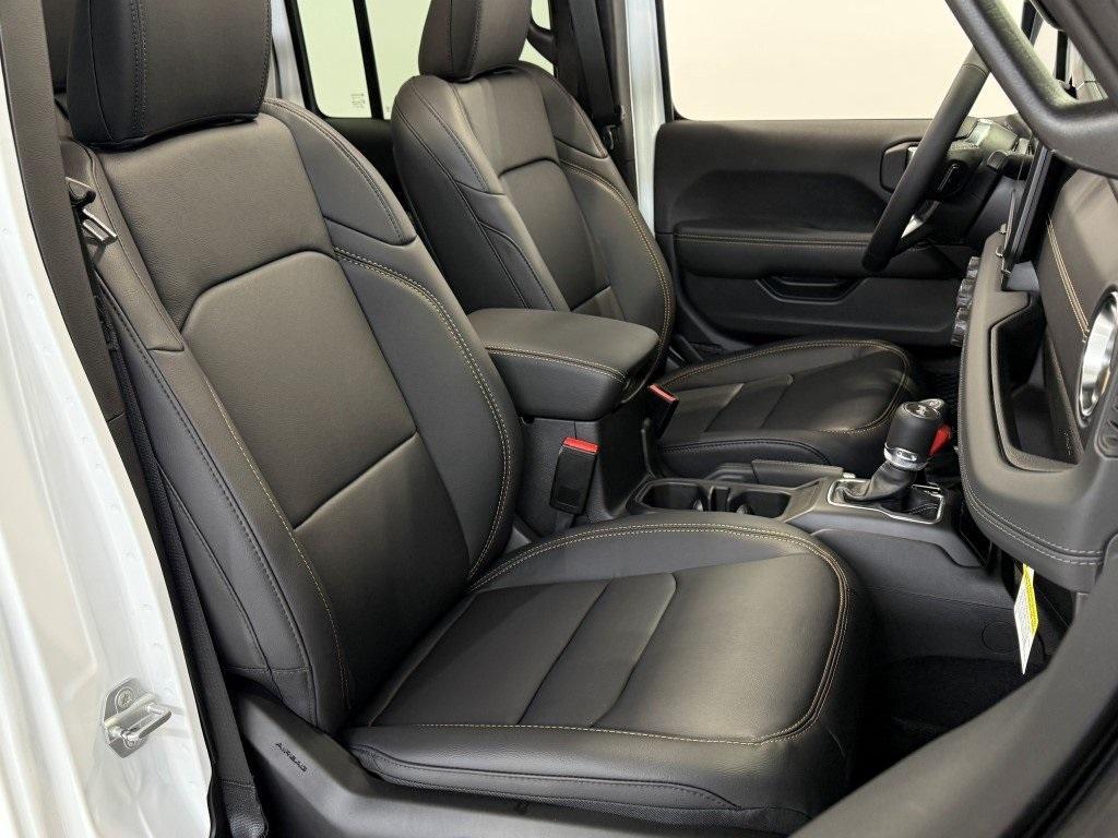 new 2025 Jeep Wrangler car, priced at $50,929