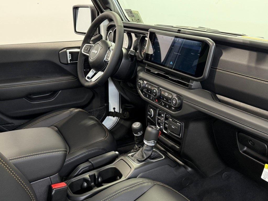 new 2025 Jeep Wrangler car, priced at $50,929