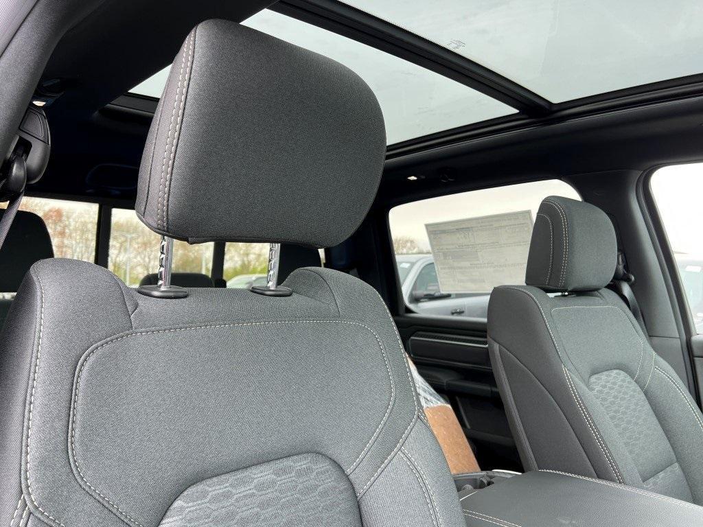 new 2025 Ram 1500 car, priced at $52,060