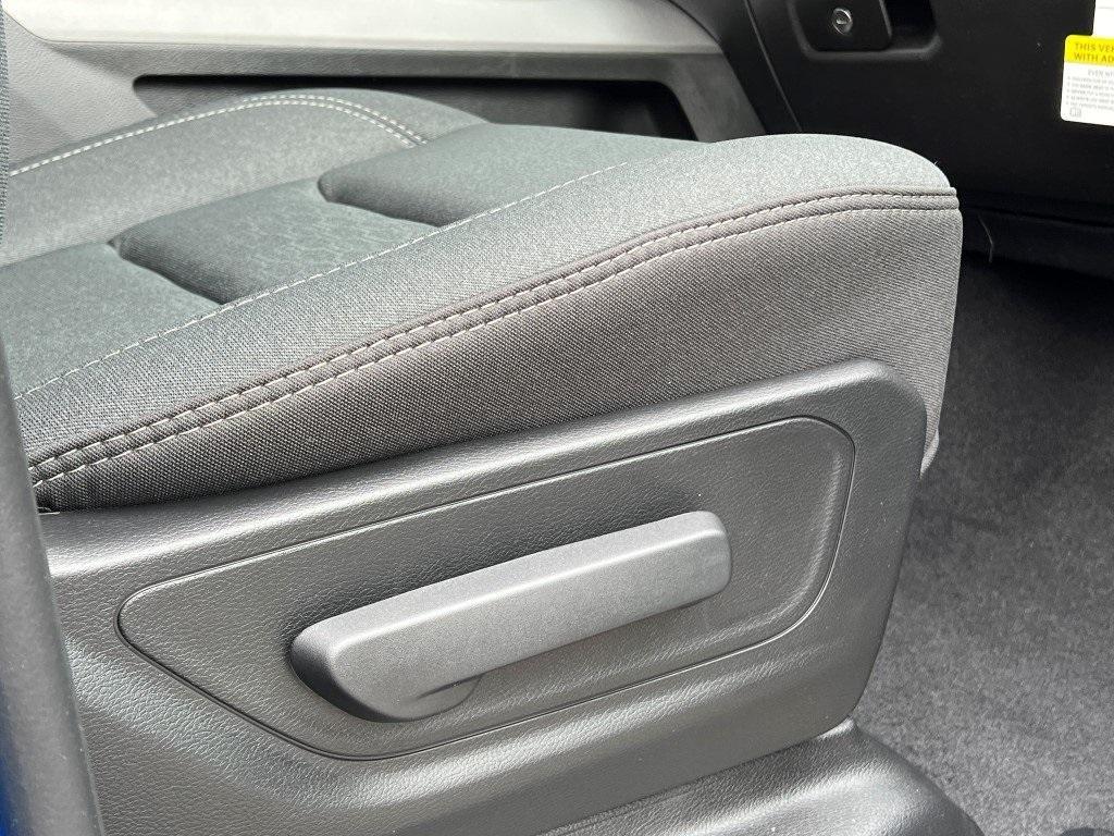 new 2025 Ram 1500 car, priced at $52,060