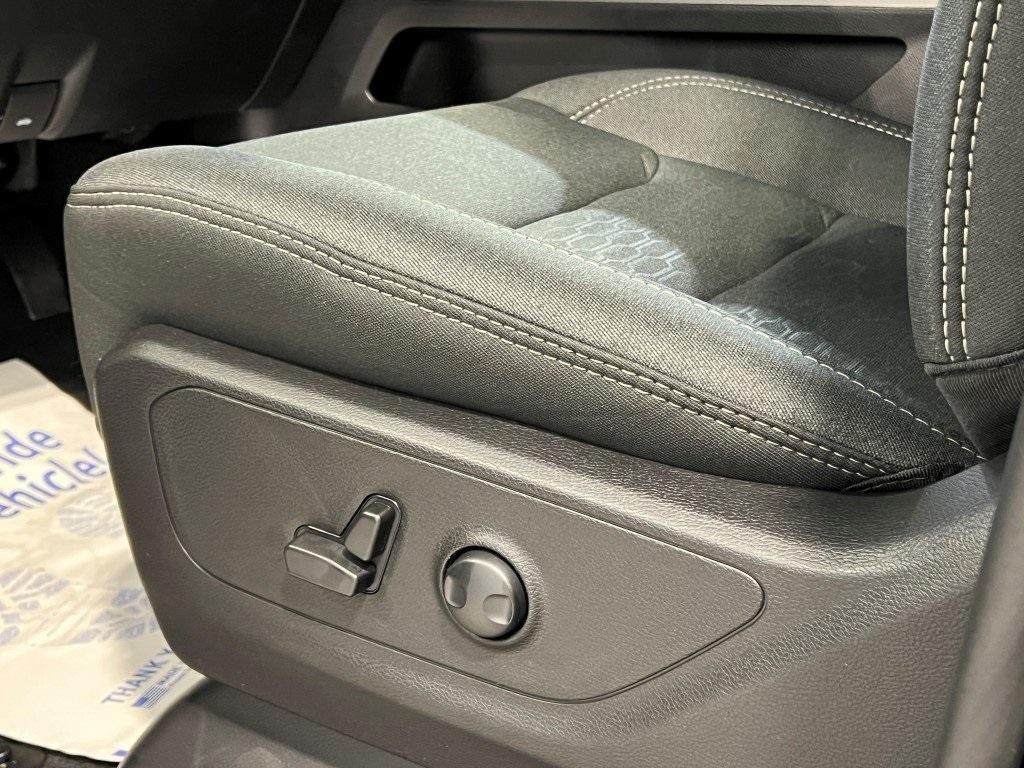 new 2025 Ram 1500 car, priced at $51,293