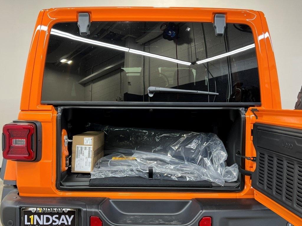 new 2025 Jeep Wrangler car, priced at $63,925