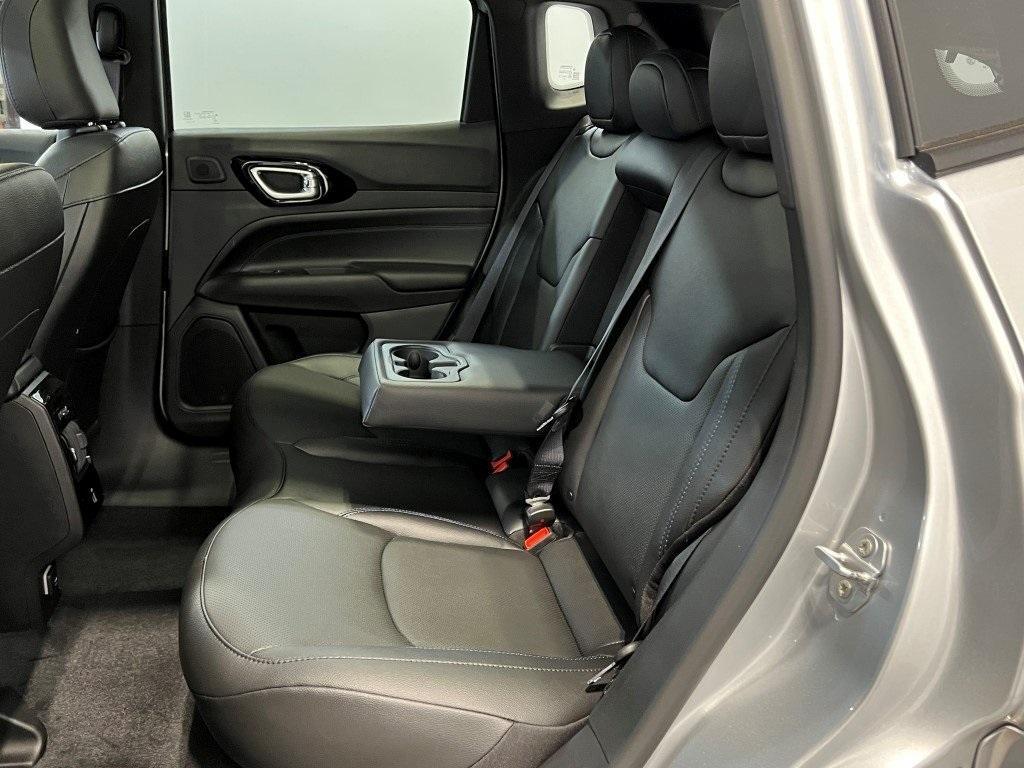 new 2025 Jeep Compass car, priced at $37,928